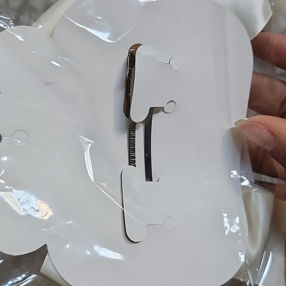 Ivory & gem bow - Picture 3 of 4